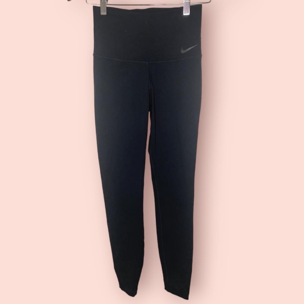 Nike Dri-Fit High Waisted  Vented Waistband Leggings, Size S